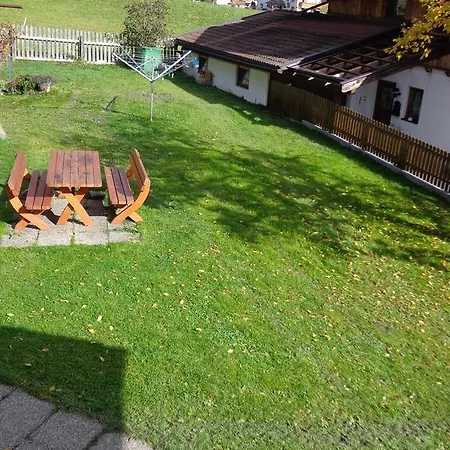 Sterzingerhof Apartman Neustift im Stubaital